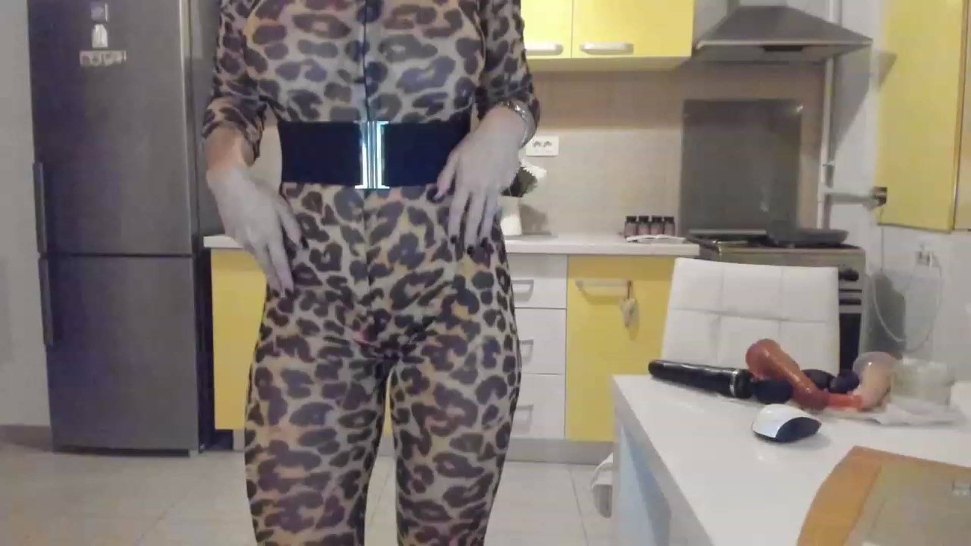 Gallery image thumbnail from BlueyesC's myfreecams stream on, 02/04/2023, 16:49 image 5 of 20