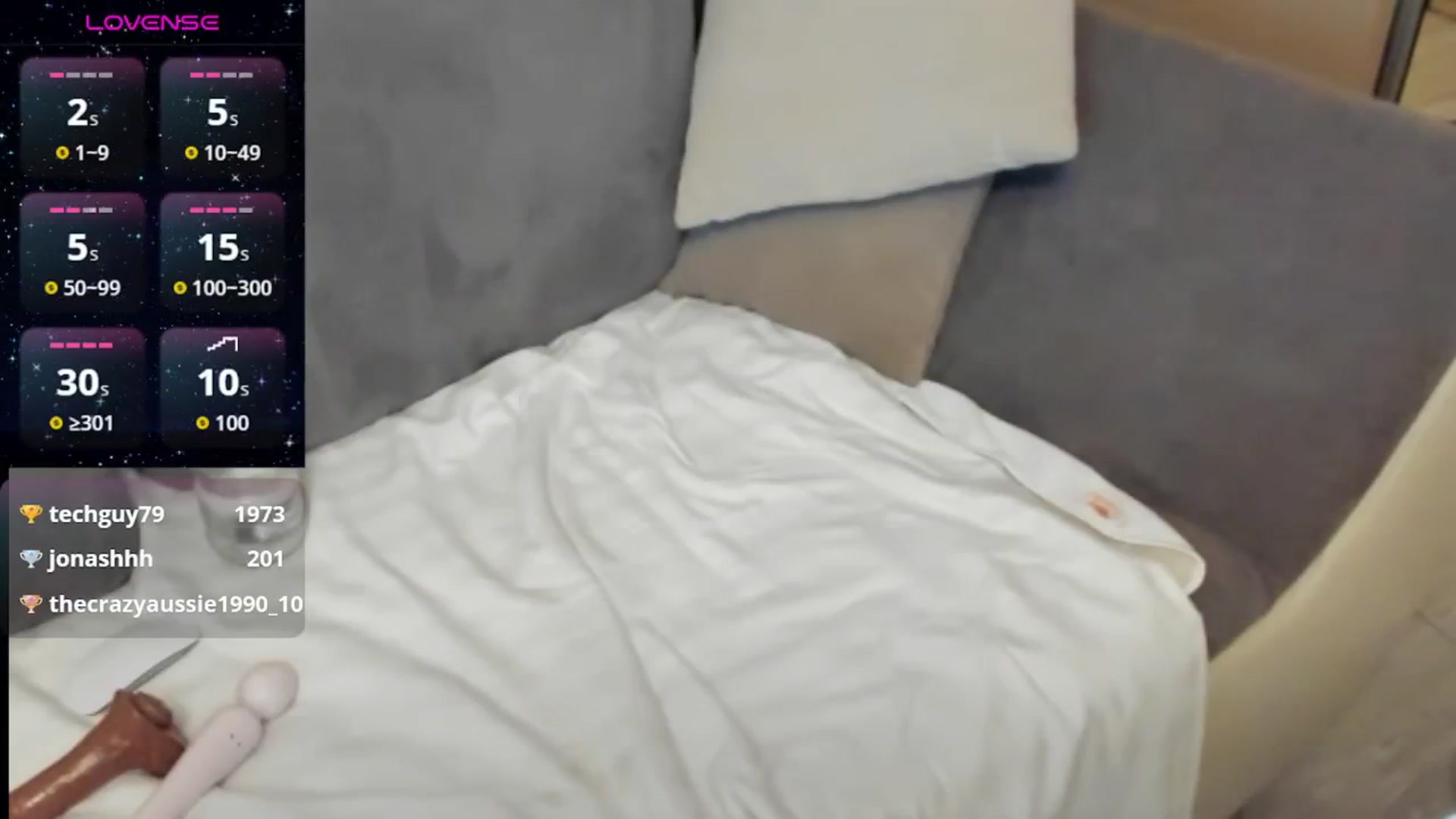 Gallery image thumbnail from BlueyesC's myfreecams stream on, 11/17/2025, 15:18 image 8 of 20