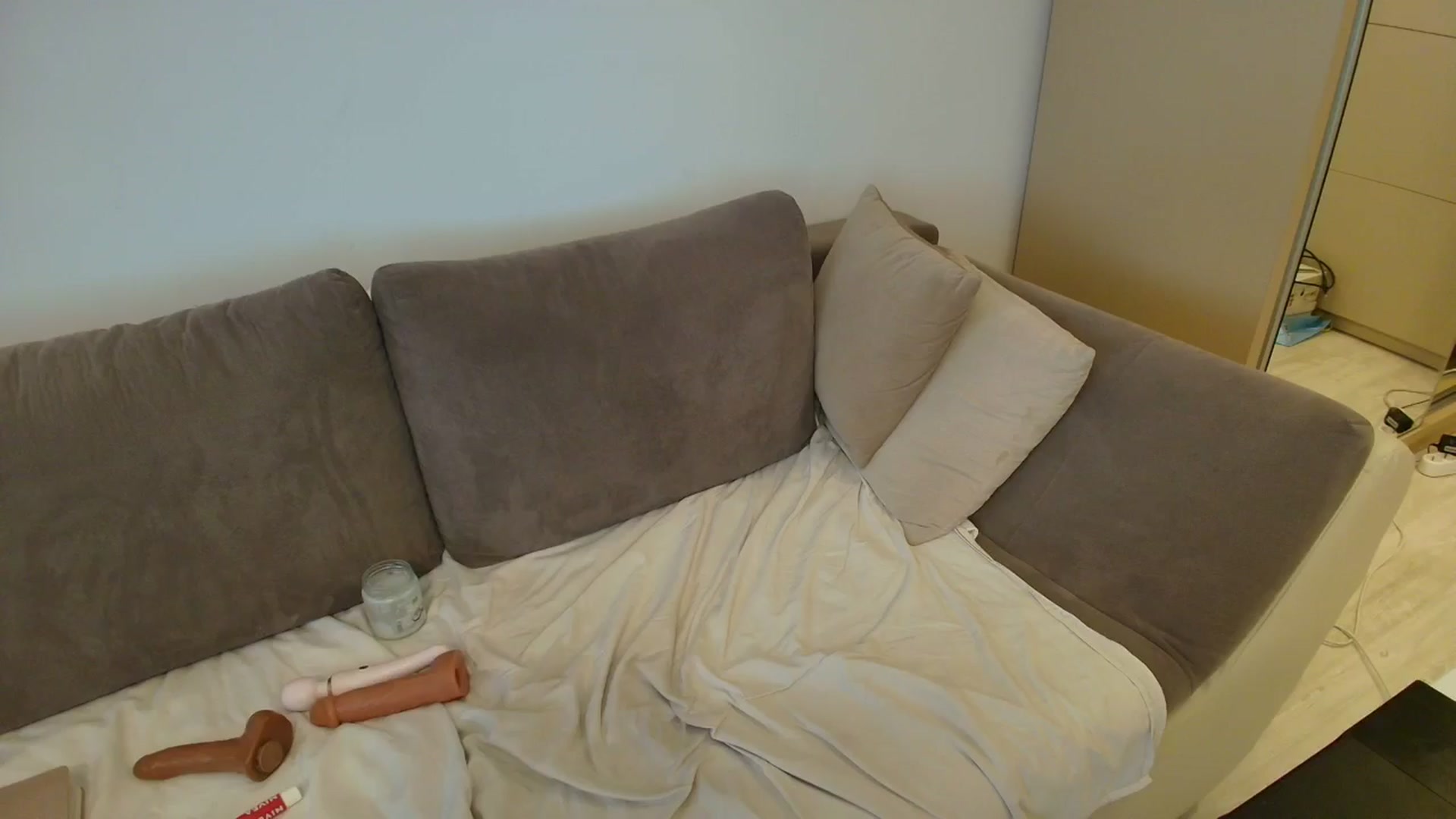 Gallery image thumbnail from BlueyesC's myfreecams stream on, 12/22/2025, 08:10 image 19 of 20