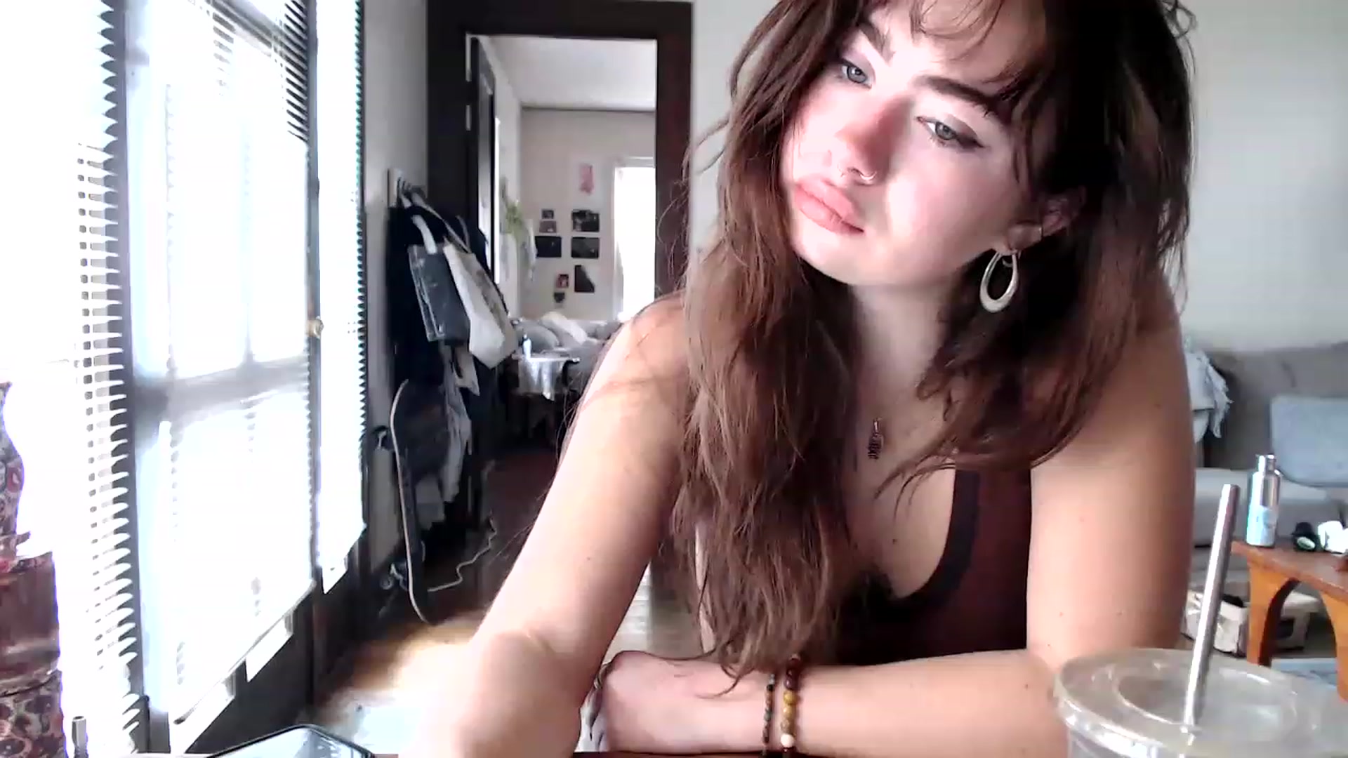 Gallery image thumbnail from Bluntgirl's myfreecams stream on, 11/27/2022, 22:09 image 2 of 20
