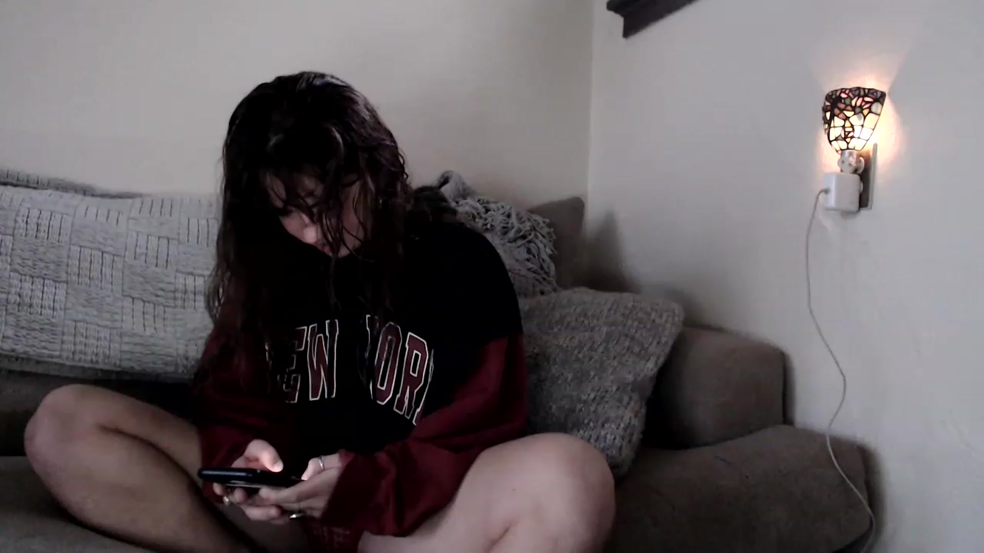 Gallery image thumbnail from Bluntgirl's myfreecams stream on, 12/20/2022, 20:48 image 13 of 20