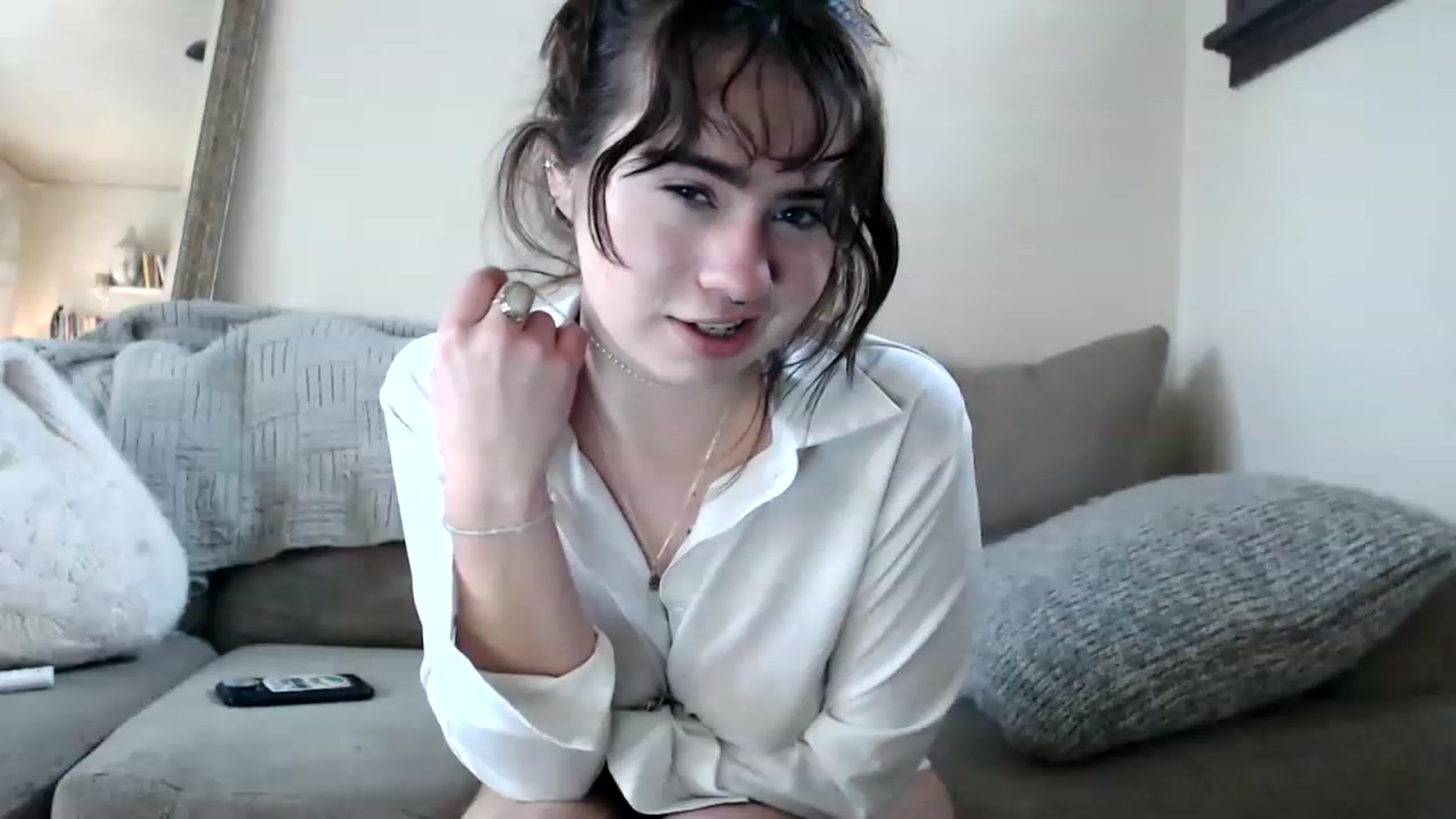 Gallery image thumbnail from Bluntgirl's myfreecams stream on, 12/22/2022, 19:41 image 6 of 20