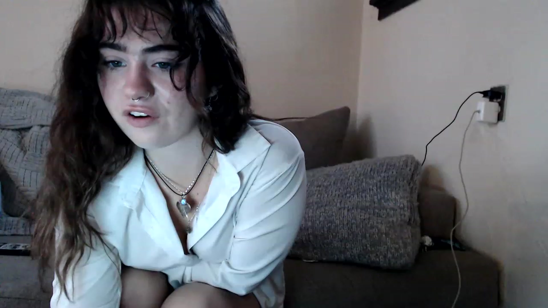 Gallery image thumbnail from Bluntgirl's myfreecams stream on, 12/23/2022, 22:14 image 7 of 20
