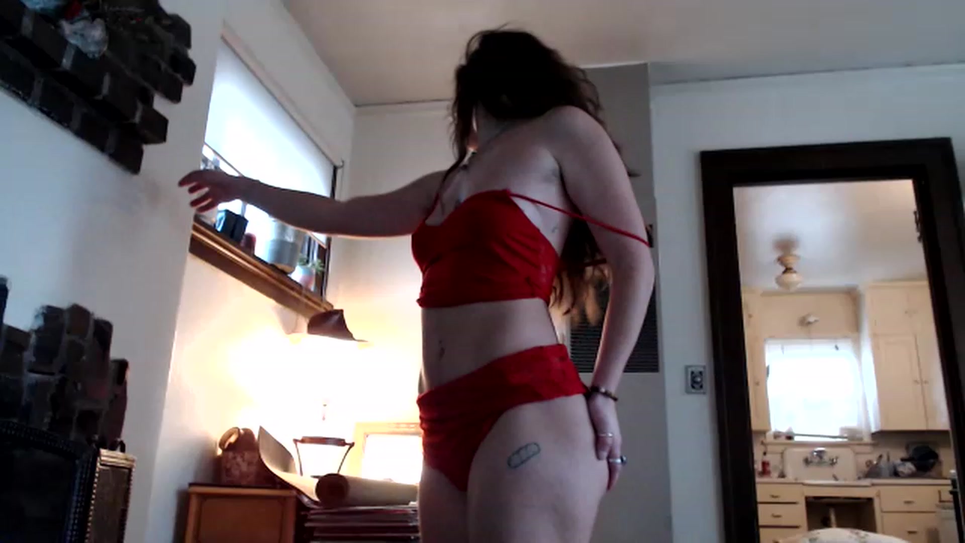 Gallery image thumbnail from Bluntgirl's myfreecams stream on, 01/20/2023, 20:58 image 13 of 20