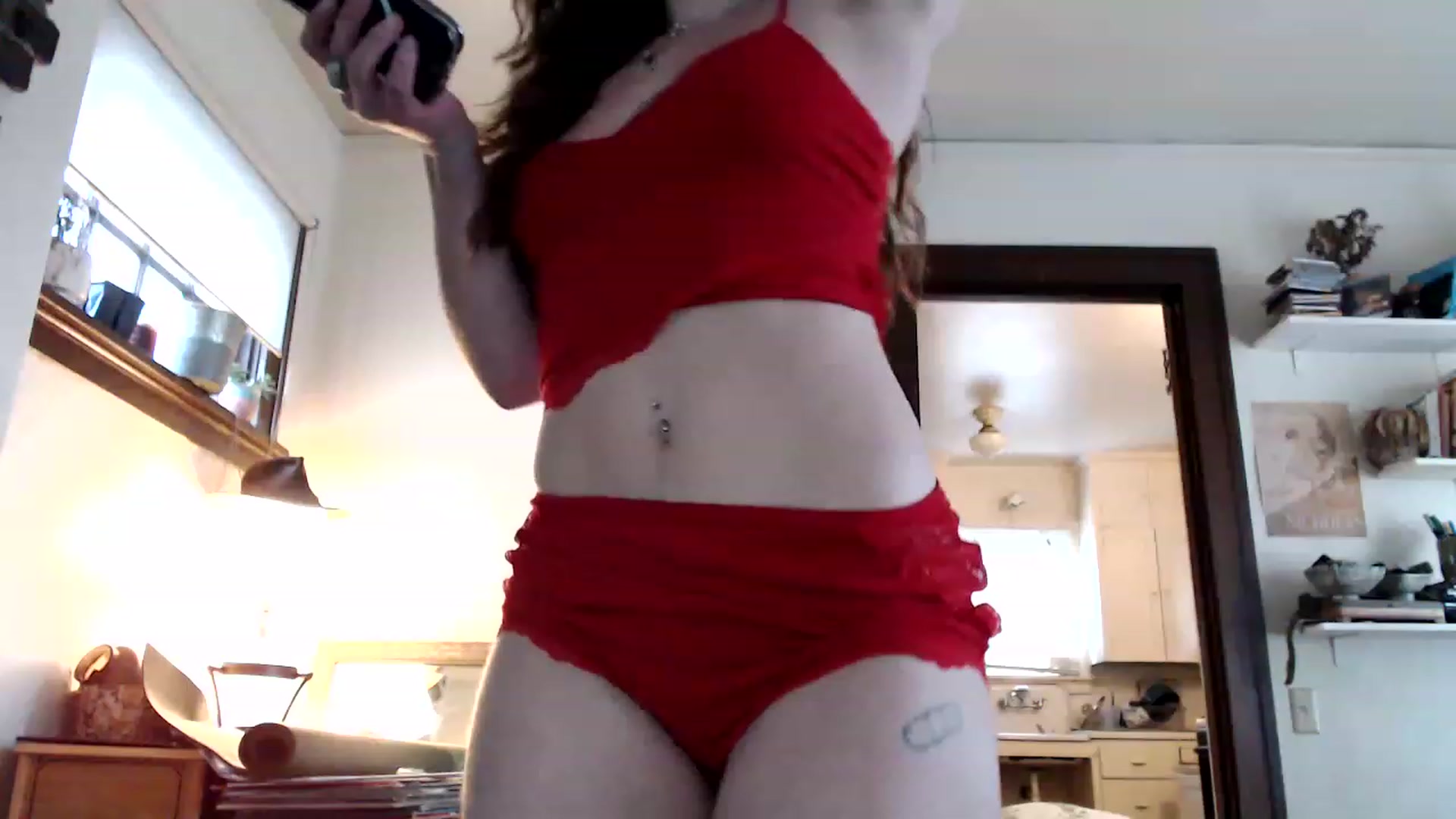 Gallery image thumbnail from Bluntgirl's myfreecams stream on, 01/20/2023, 20:58 image 2 of 20