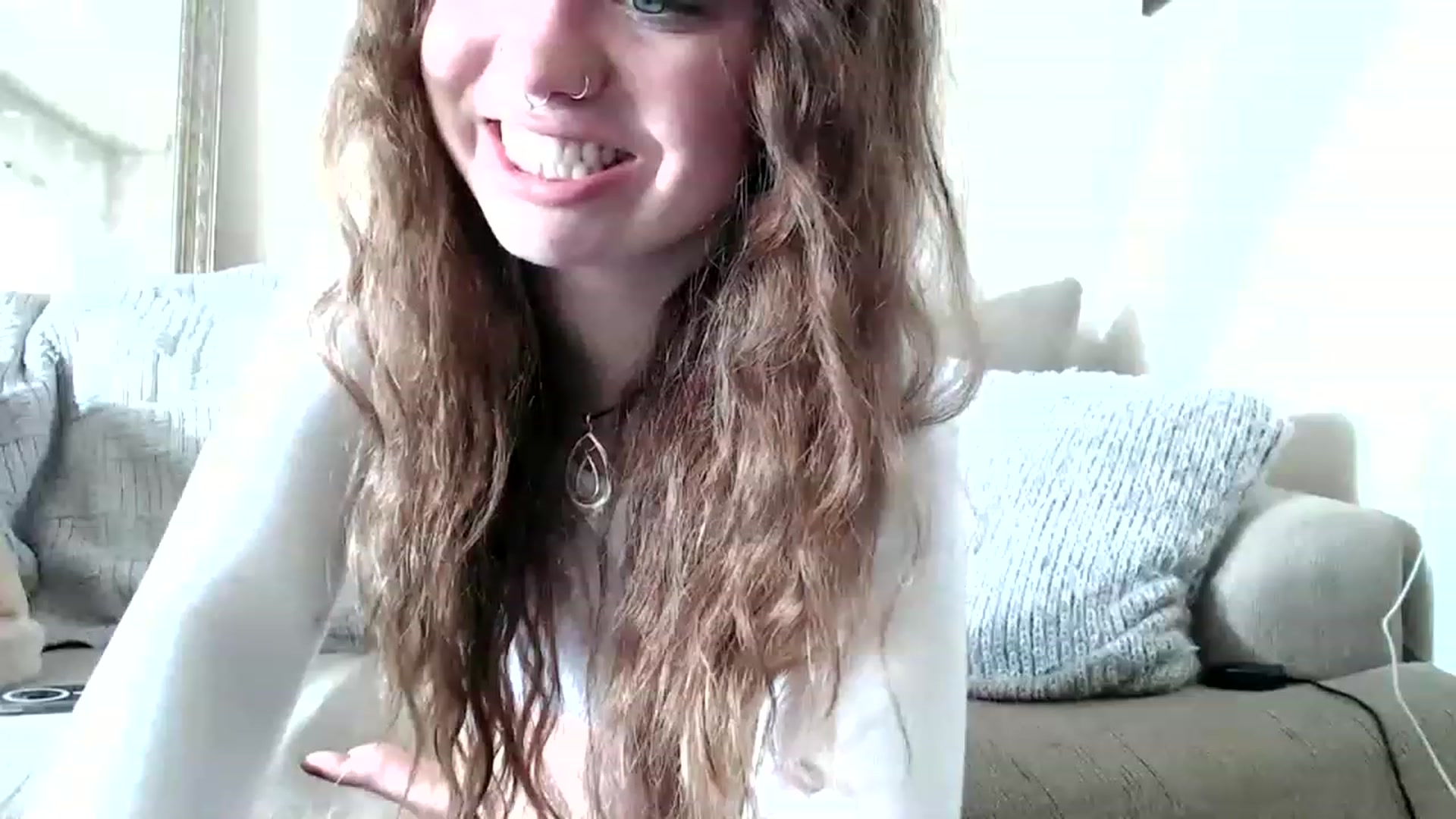 Gallery image thumbnail from Bluntgirl's myfreecams stream on, 01/29/2023, 19:51 image 16 of 20