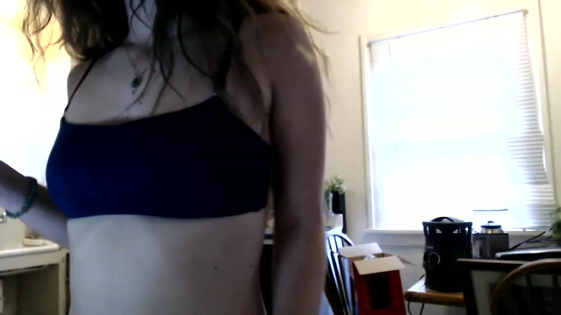 Gallery image thumbnail from Bluntgirl's myfreecams stream on, 02/07/2023, 19:52 image 11 of 20