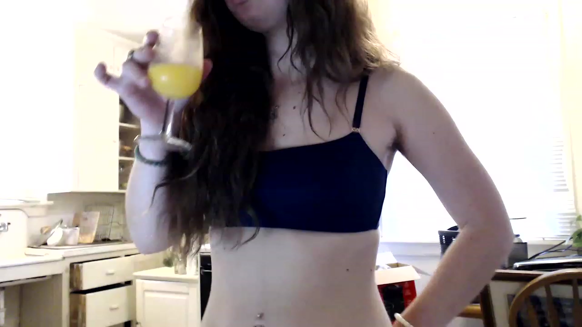 Gallery image thumbnail from Bluntgirl's myfreecams stream on, 02/07/2023, 19:52 image 12 of 20