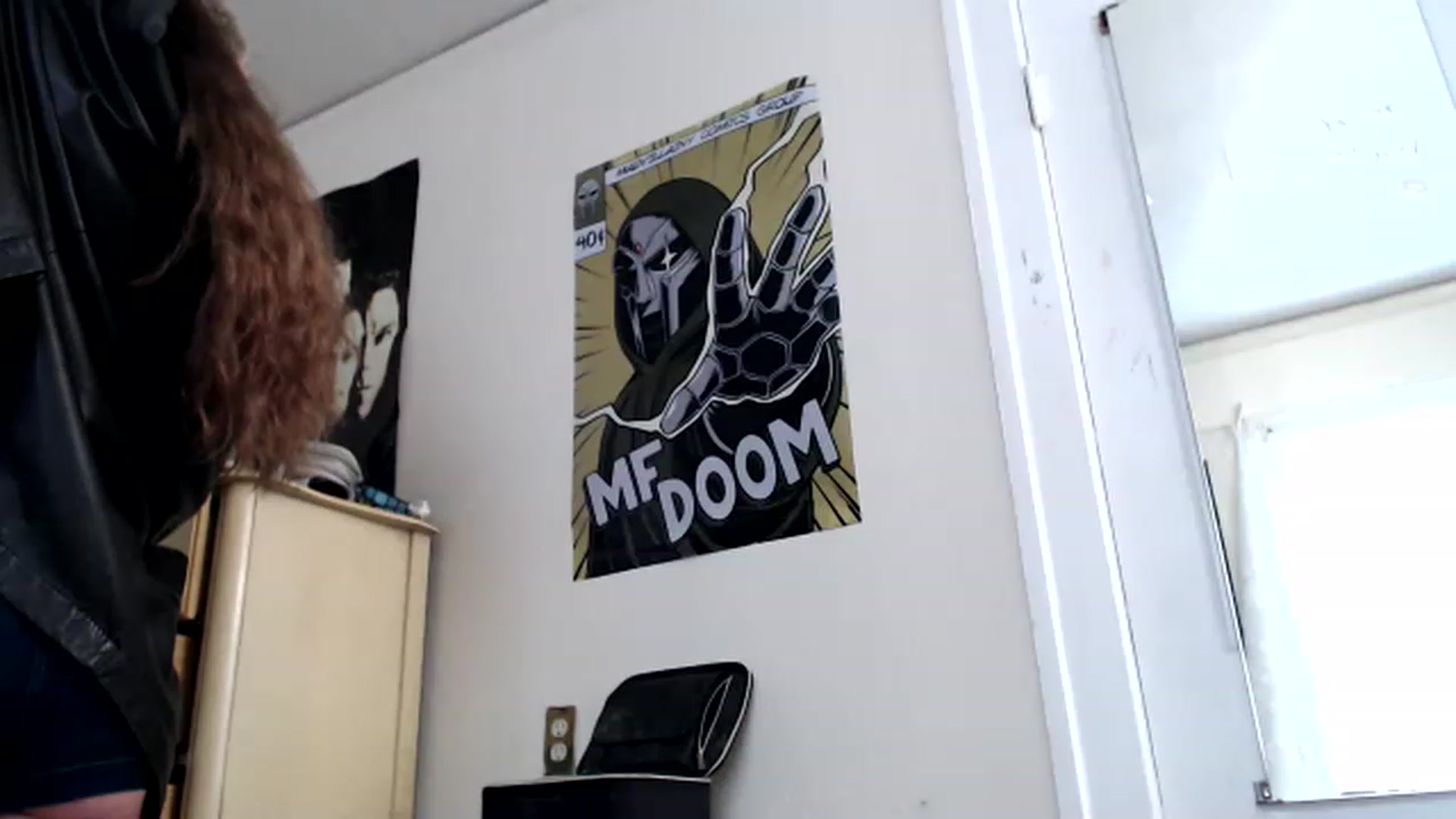 Gallery image thumbnail from Bluntgirl's myfreecams stream on, 02/14/2023, 22:24 image 10 of 20