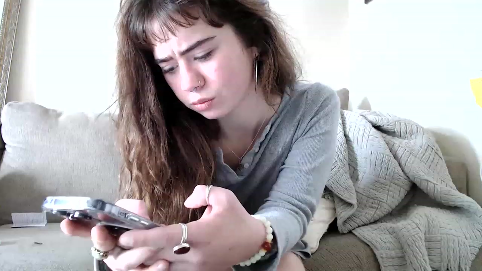 Gallery image thumbnail from Bluntgirl's myfreecams stream on, 02/15/2023, 21:06 image 12 of 20
