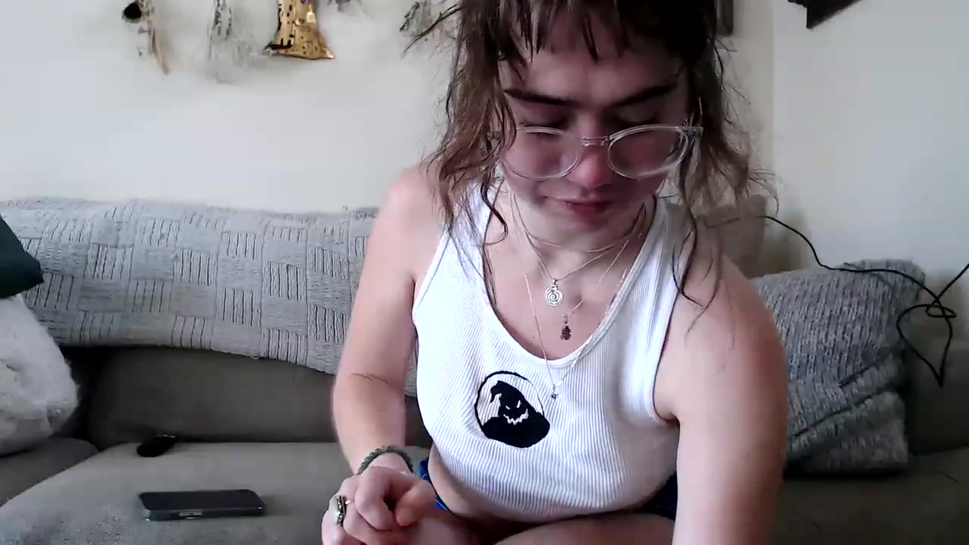 Gallery image thumbnail from Bluntgirl's myfreecams stream on, 03/24/2023, 19:12 image 19 of 20