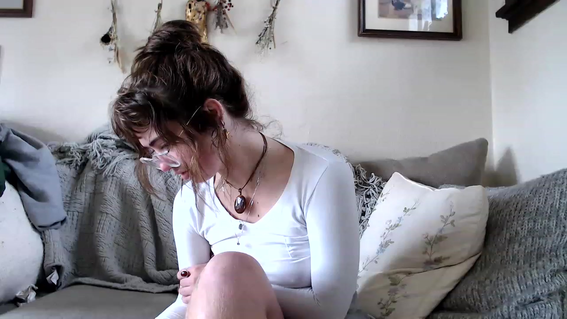 Gallery image thumbnail from Bluntgirl's myfreecams stream on, 03/29/2023, 18:56 image 16 of 20