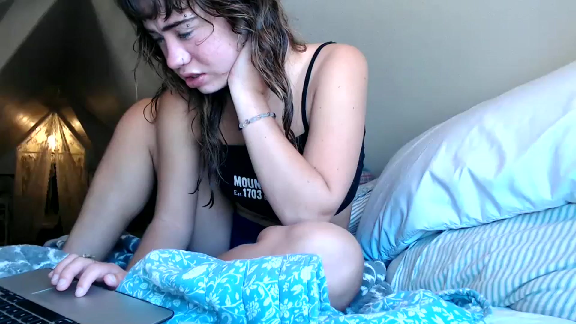 Gallery image thumbnail from Bluntgirl's myfreecams stream on, 09/22/2023, 20:13 image 2 of 20