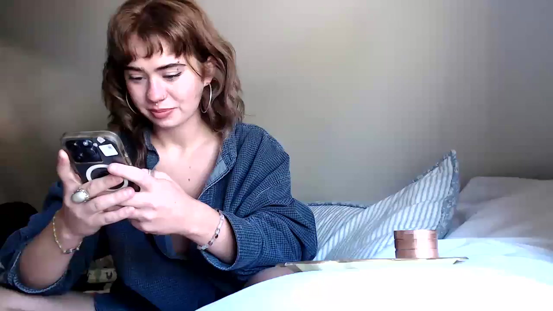 Gallery image thumbnail from Bluntgirl's myfreecams stream on, 09/27/2023, 20:55 image 12 of 20
