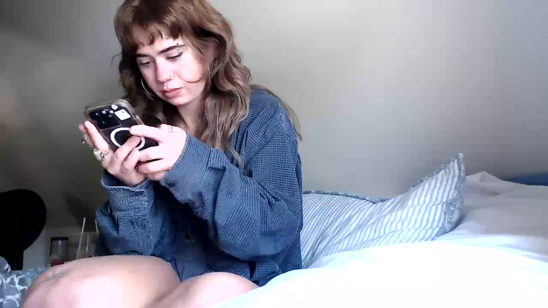 Gallery image thumbnail from Bluntgirl's myfreecams stream on, 09/27/2023, 20:55 image 14 of 20