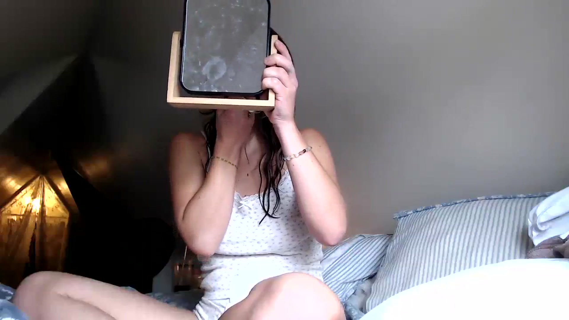 Gallery image thumbnail from Bluntgirl's myfreecams stream on, 09/28/2023, 18:38 image 10 of 20