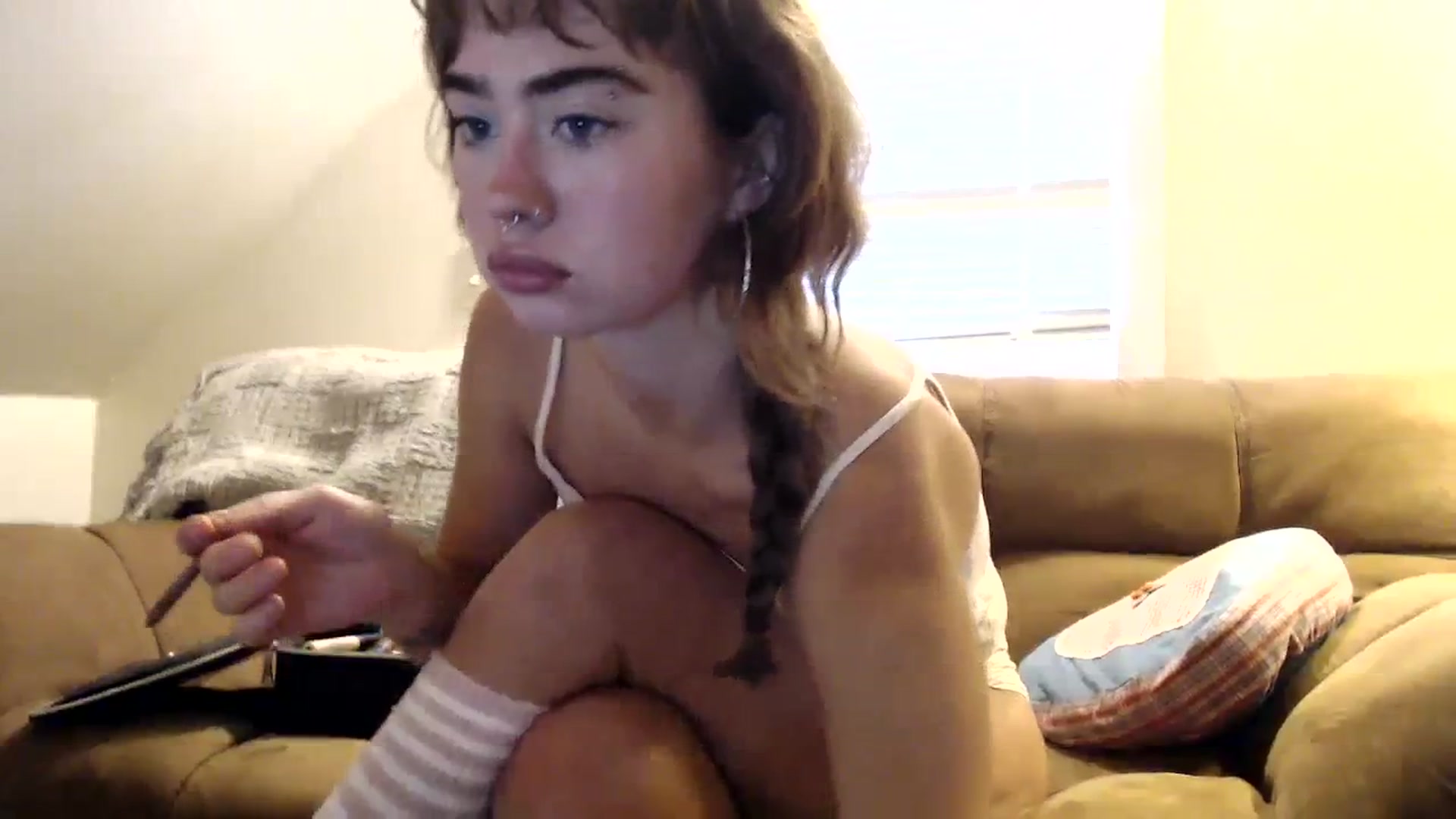 Gallery image thumbnail from Bluntgirl's myfreecams stream on, 09/30/2023, 19:41 image 8 of 20