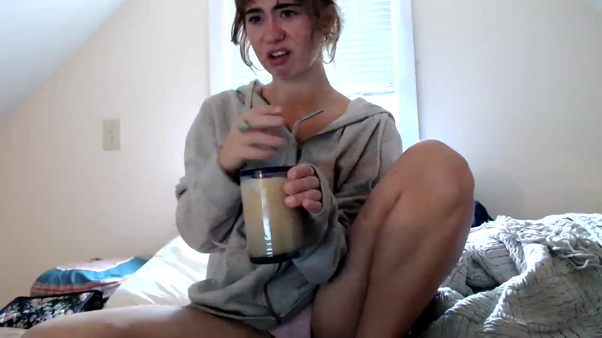 Gallery image thumbnail from Bluntgirl's myfreecams stream on, 10/20/2023, 18:58 image 15 of 20