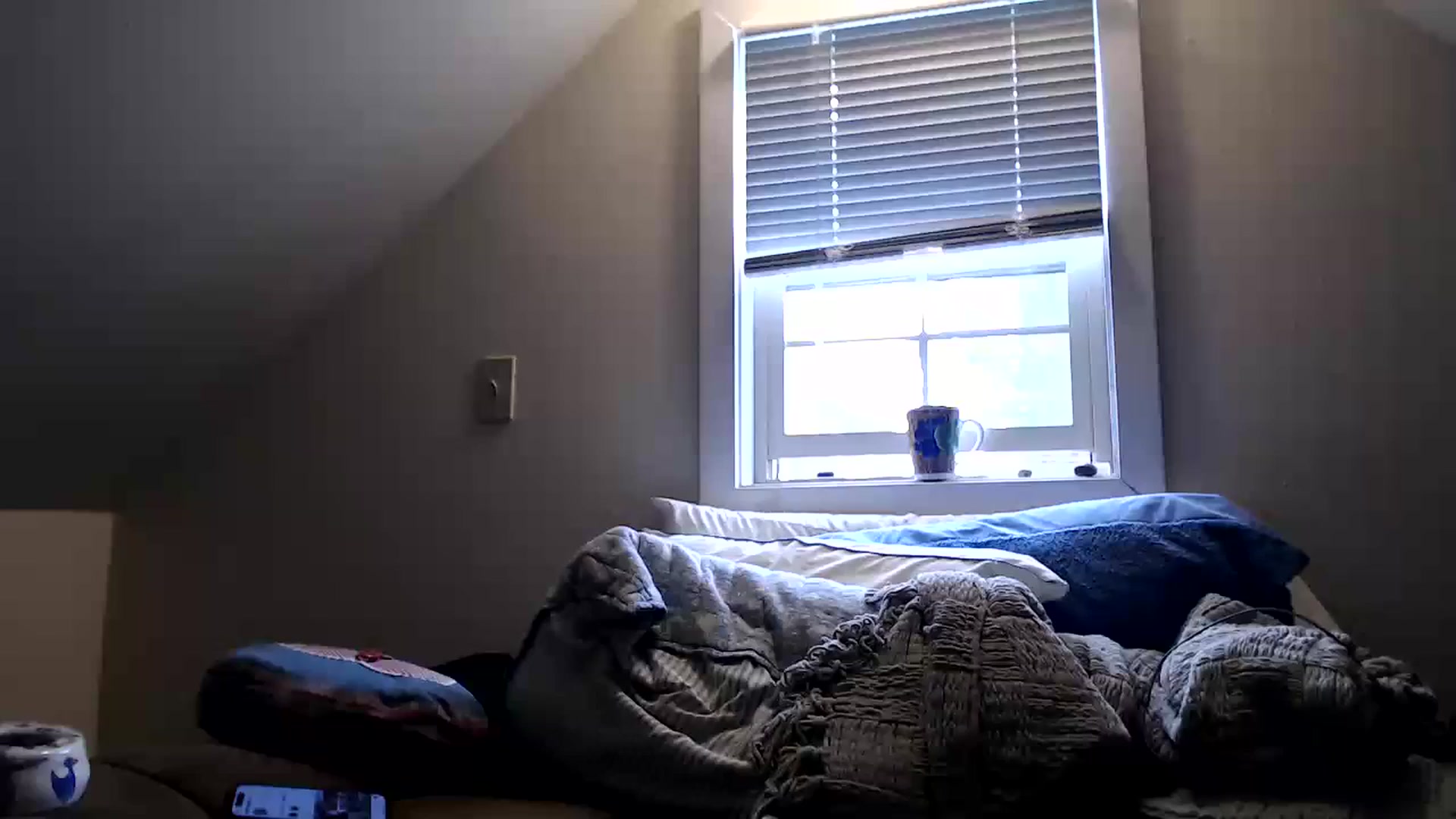 Gallery image thumbnail from Bluntgirl's myfreecams stream on, 10/22/2023, 19:00 image 4 of 20