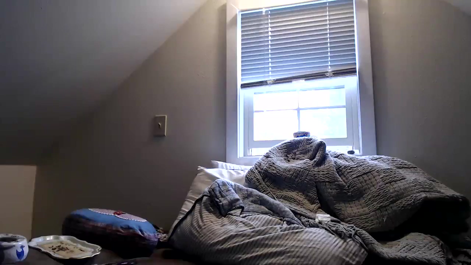Gallery image thumbnail from Bluntgirl's myfreecams stream on, 10/22/2023, 19:00 image 13 of 20