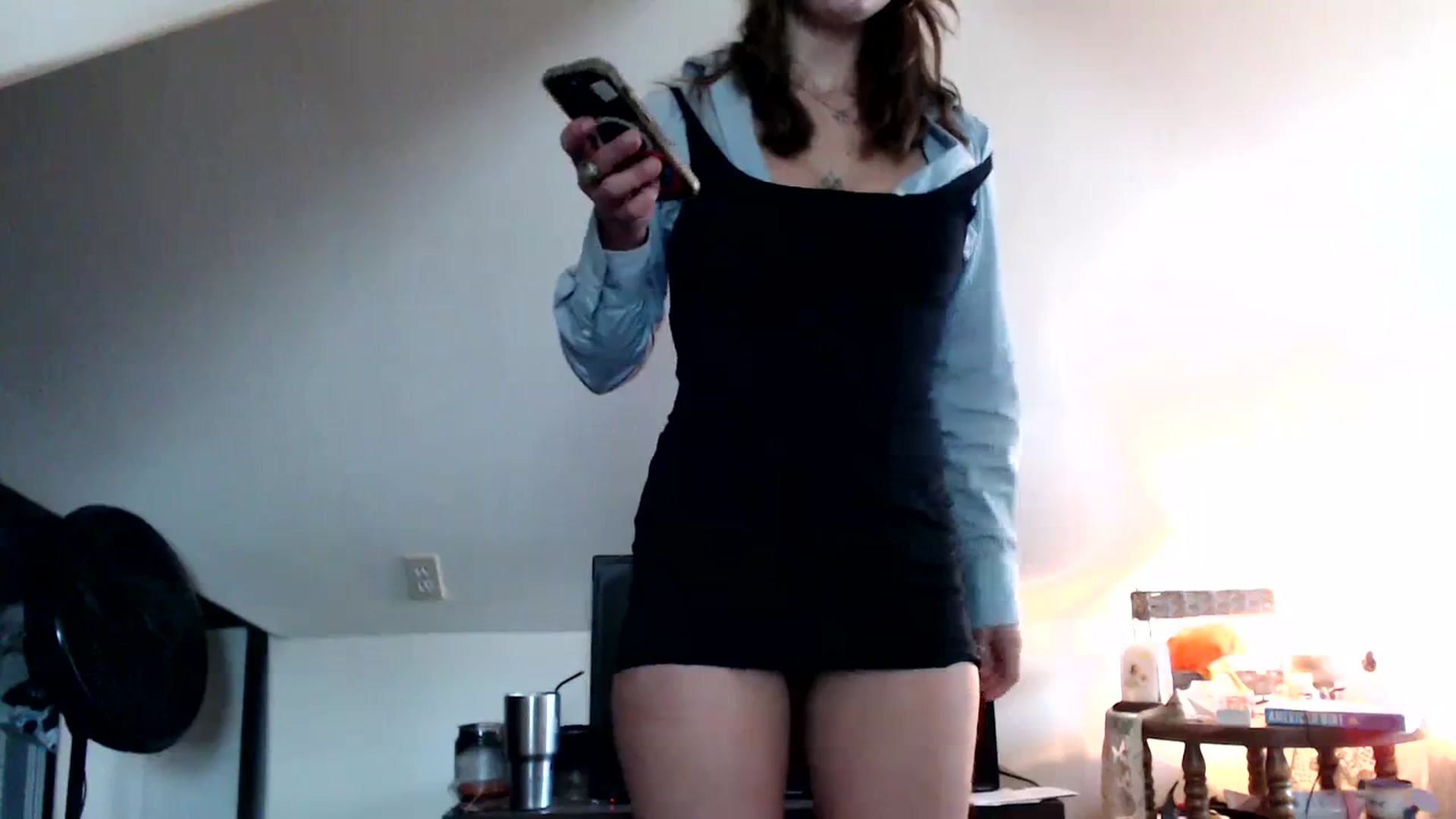 Gallery image thumbnail from Bluntgirl's myfreecams stream on, 10/27/2023, 19:24 image 17 of 20