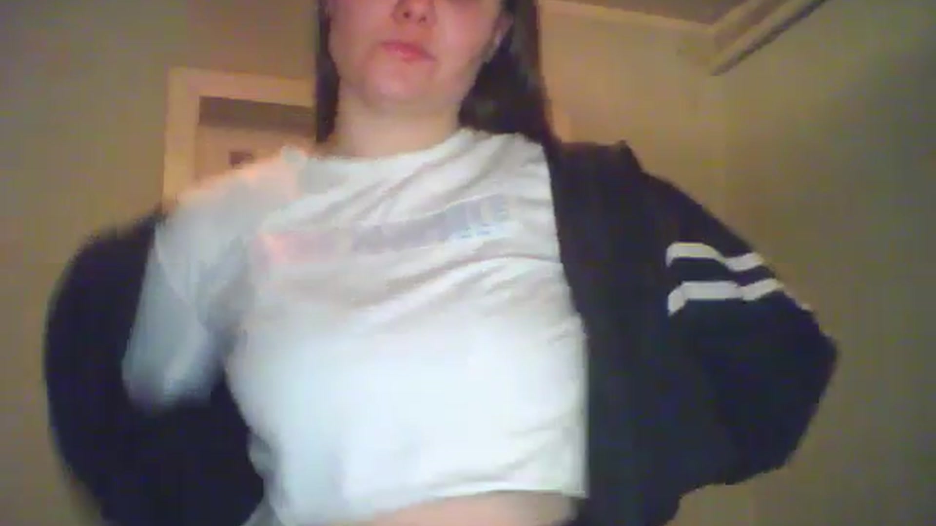 Gallery image thumbnail from Blush_Noir's myfreecams stream on, 12/17/2024, 09:56 image 12 of 20