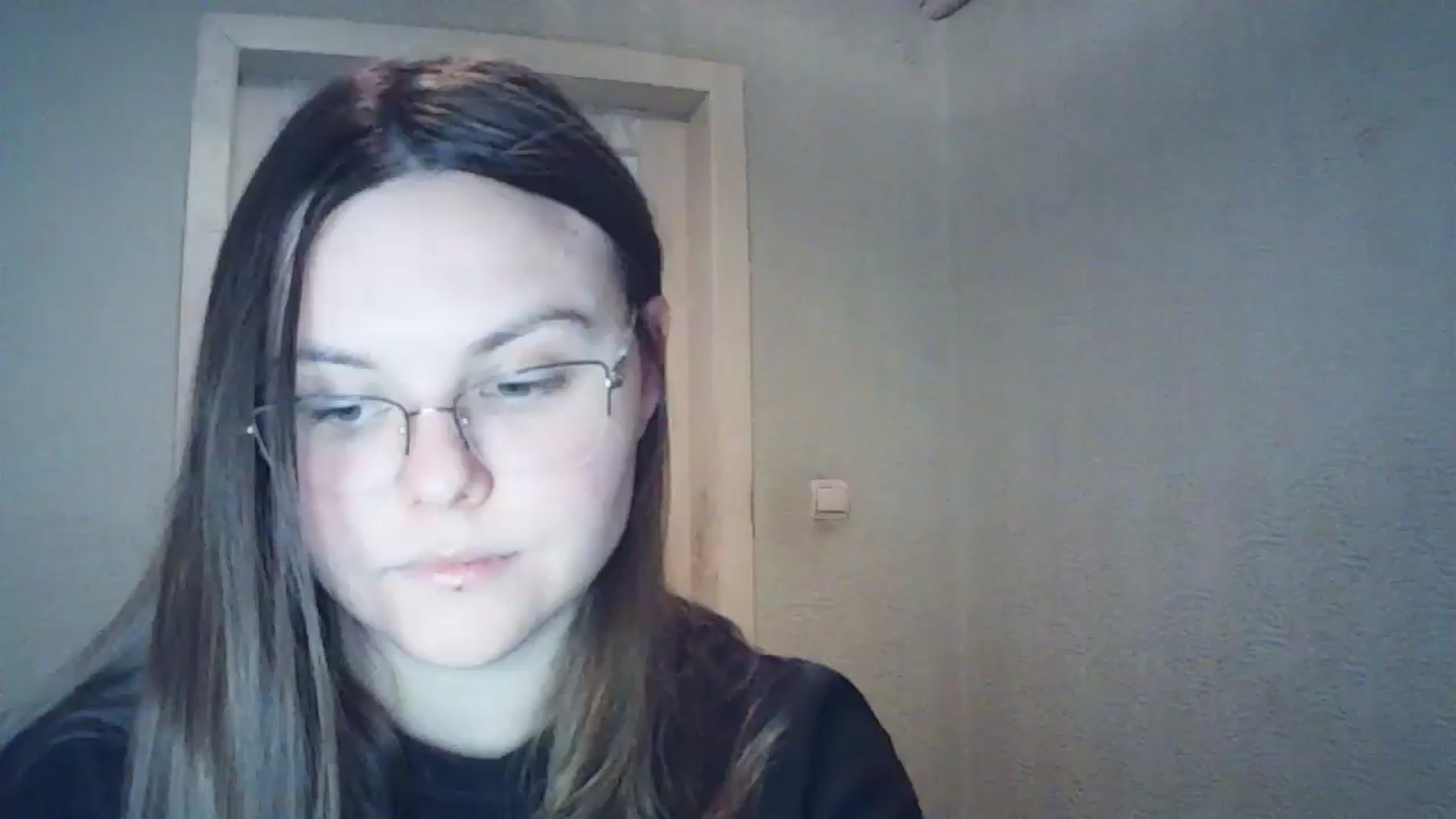 Gallery image thumbnail from Blush_Noir's myfreecams stream on, 12/19/2024, 16:51 image 11 of 20