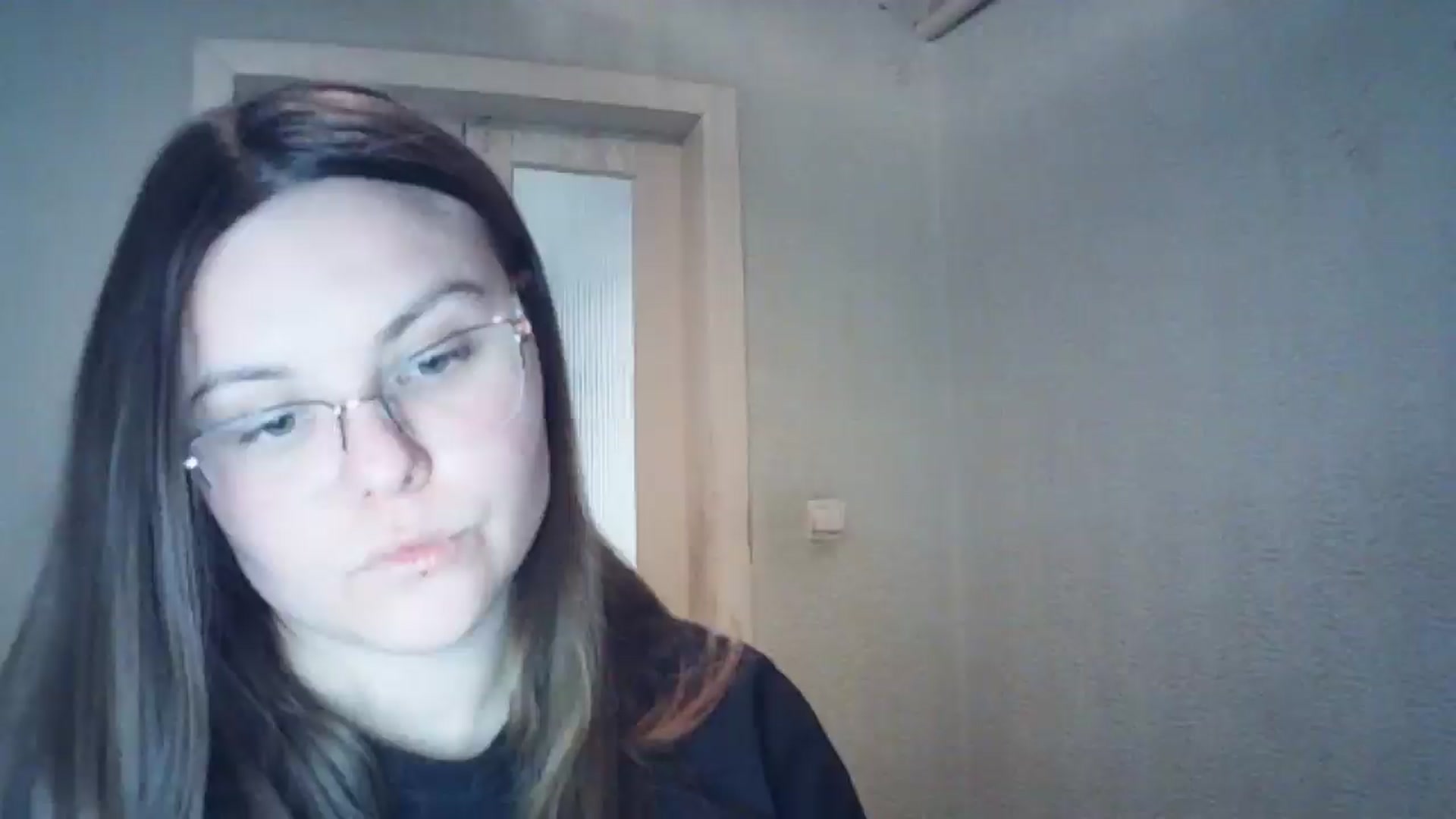 Gallery image thumbnail from Blush_Noir's myfreecams stream on, 12/19/2024, 16:51 image 5 of 20