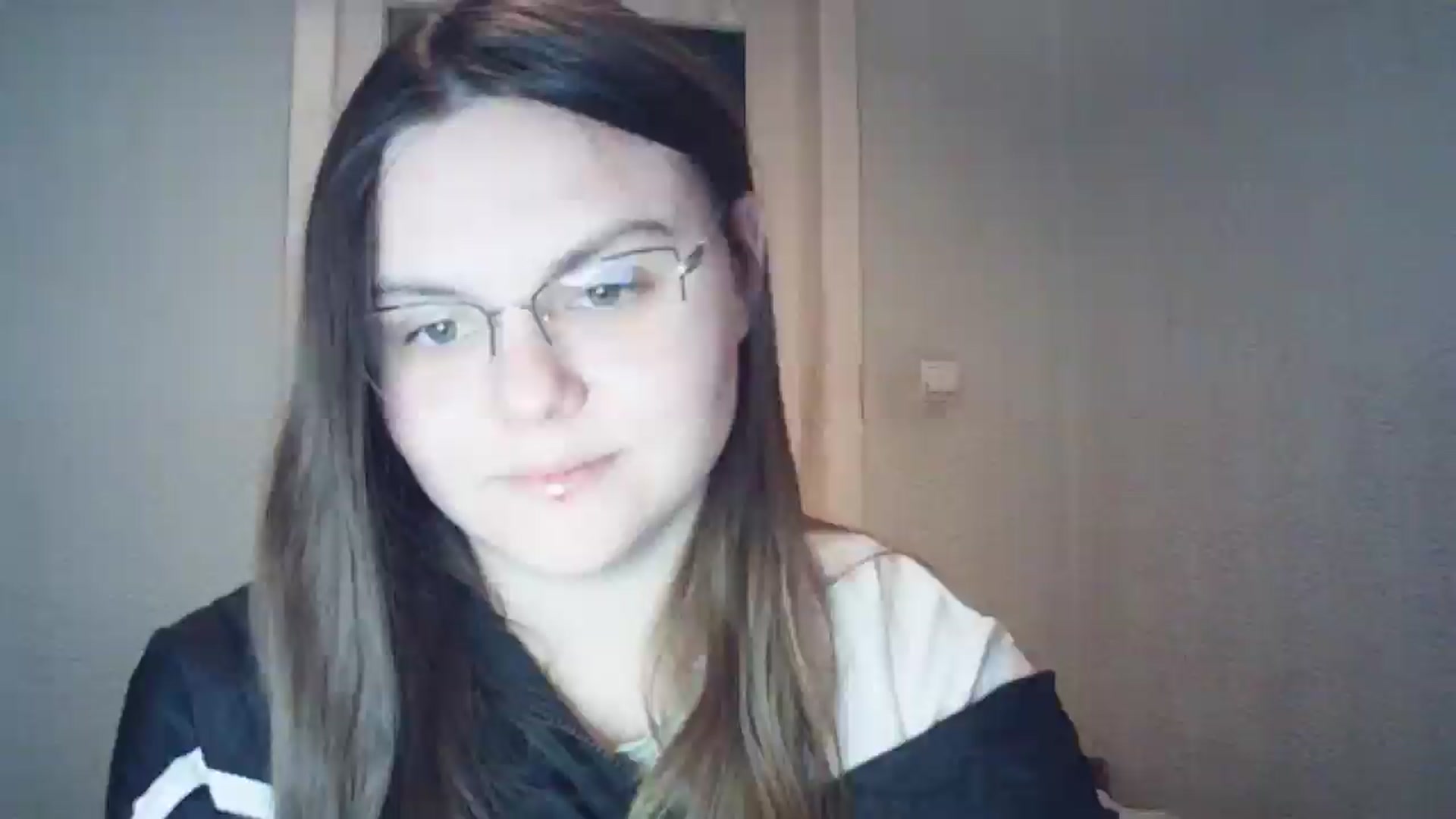 Gallery image thumbnail from Blush_Noir's myfreecams stream on, 12/20/2024, 13:39 image 3 of 20