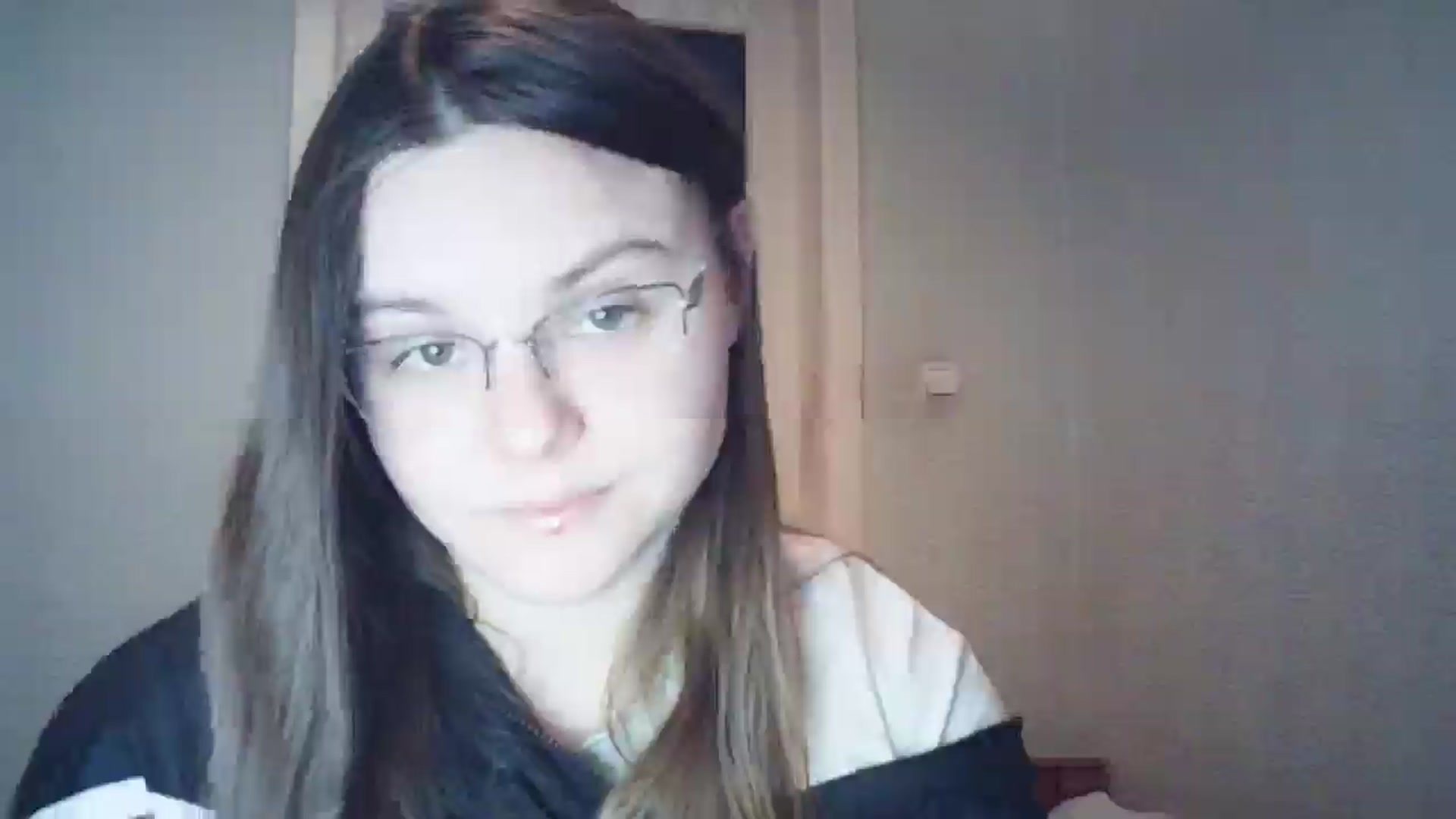 Gallery image thumbnail from Blush_Noir's myfreecams stream on, 12/20/2024, 13:39 image 7 of 20