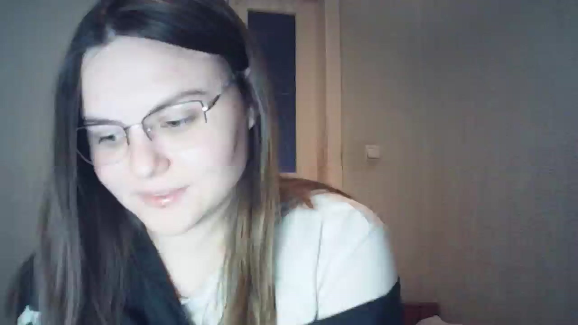 Gallery image thumbnail from Blush_Noir's myfreecams stream on, 12/20/2024, 13:53 image 14 of 20