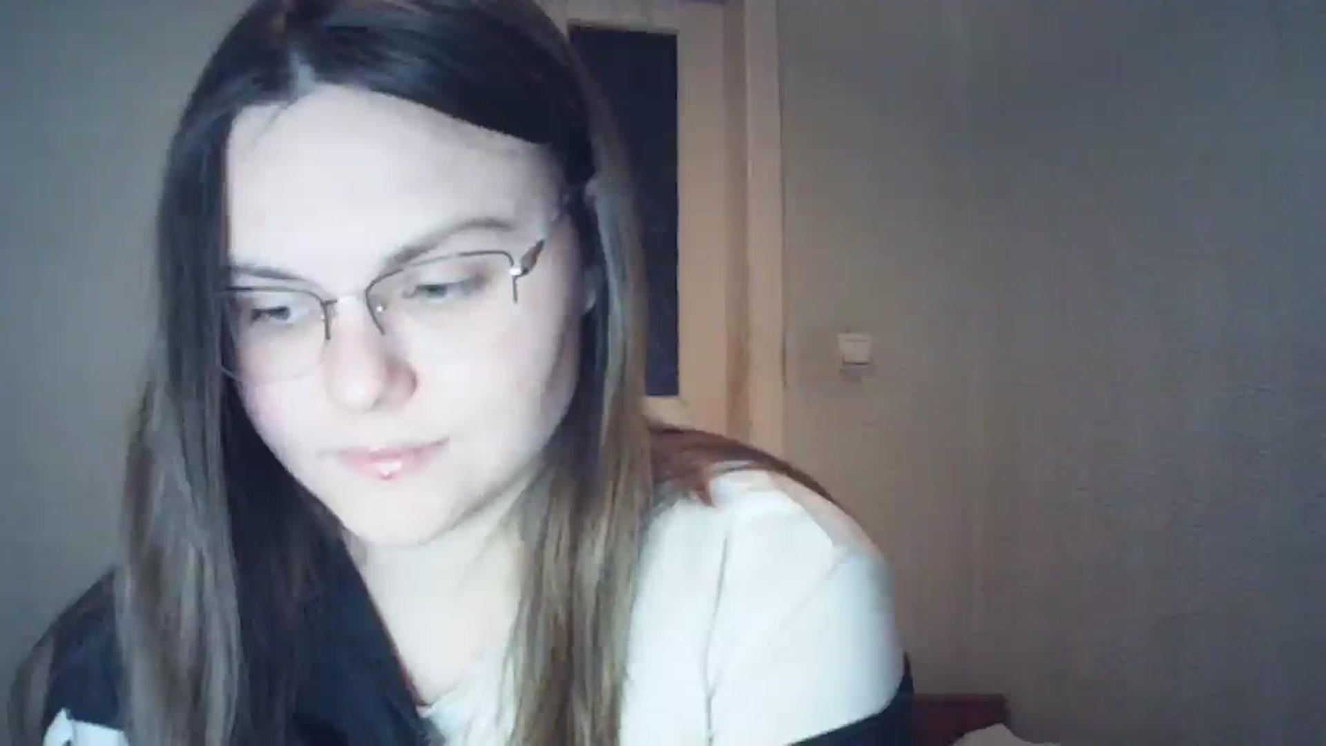 Gallery image thumbnail from Blush_Noir's myfreecams stream on, 12/20/2024, 13:53 image 16 of 20