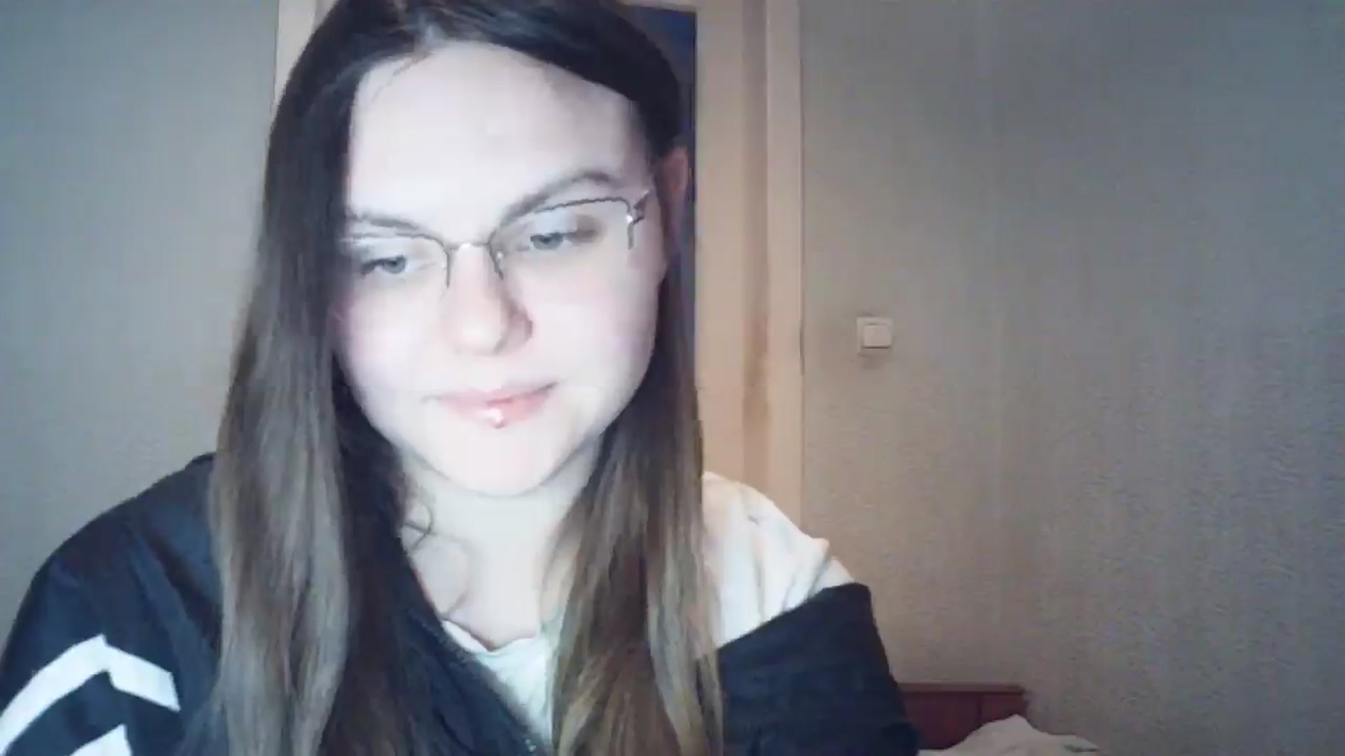 Gallery image thumbnail from Blush_Noir's myfreecams stream on, 12/20/2024, 13:53 image 4 of 20