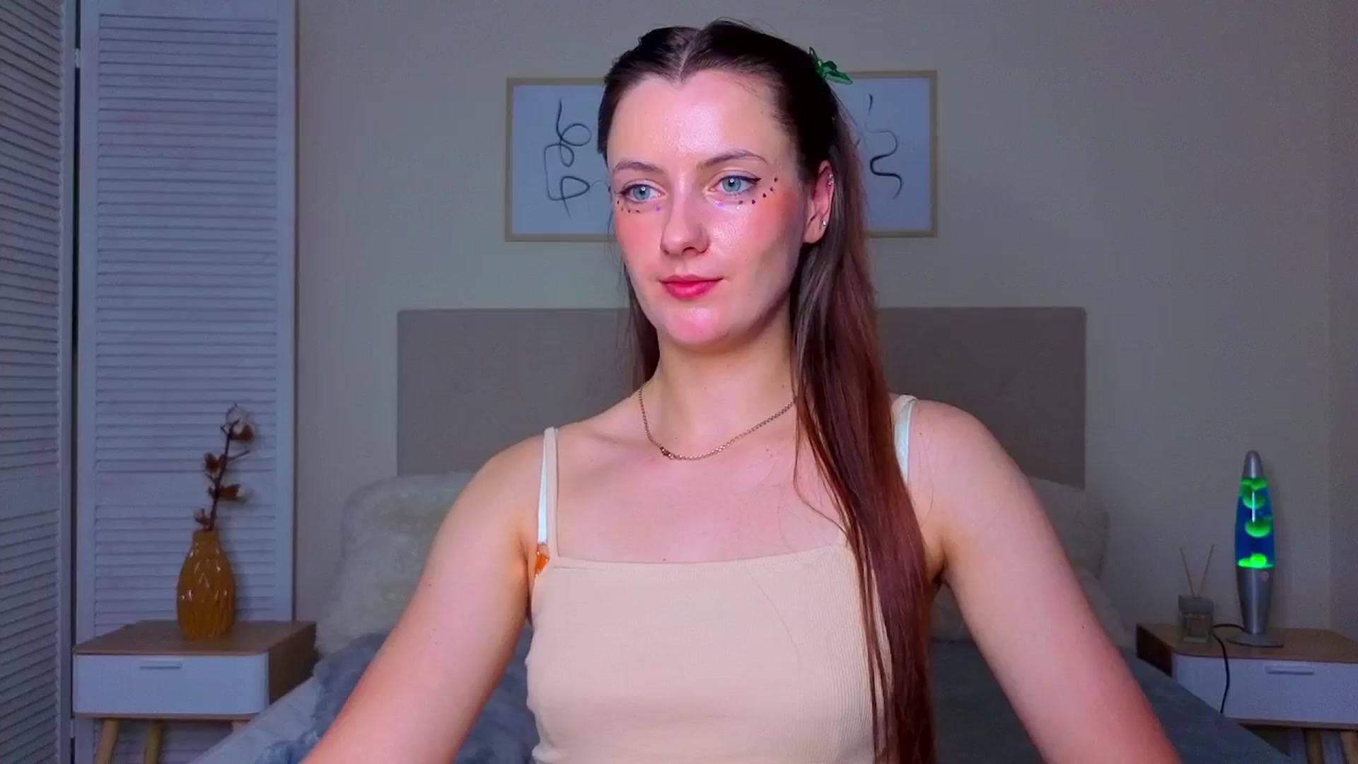 Gallery image thumbnail from Blush_flower's myfreecams stream on, 06/03/2025, 08:22 image 17 of 20