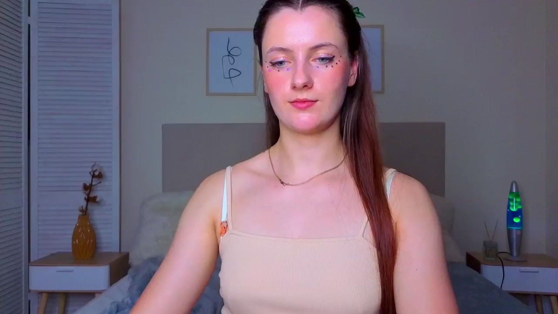 Gallery image thumbnail from Blush_flower's myfreecams stream on, 06/03/2025, 08:22 image 14 of 20