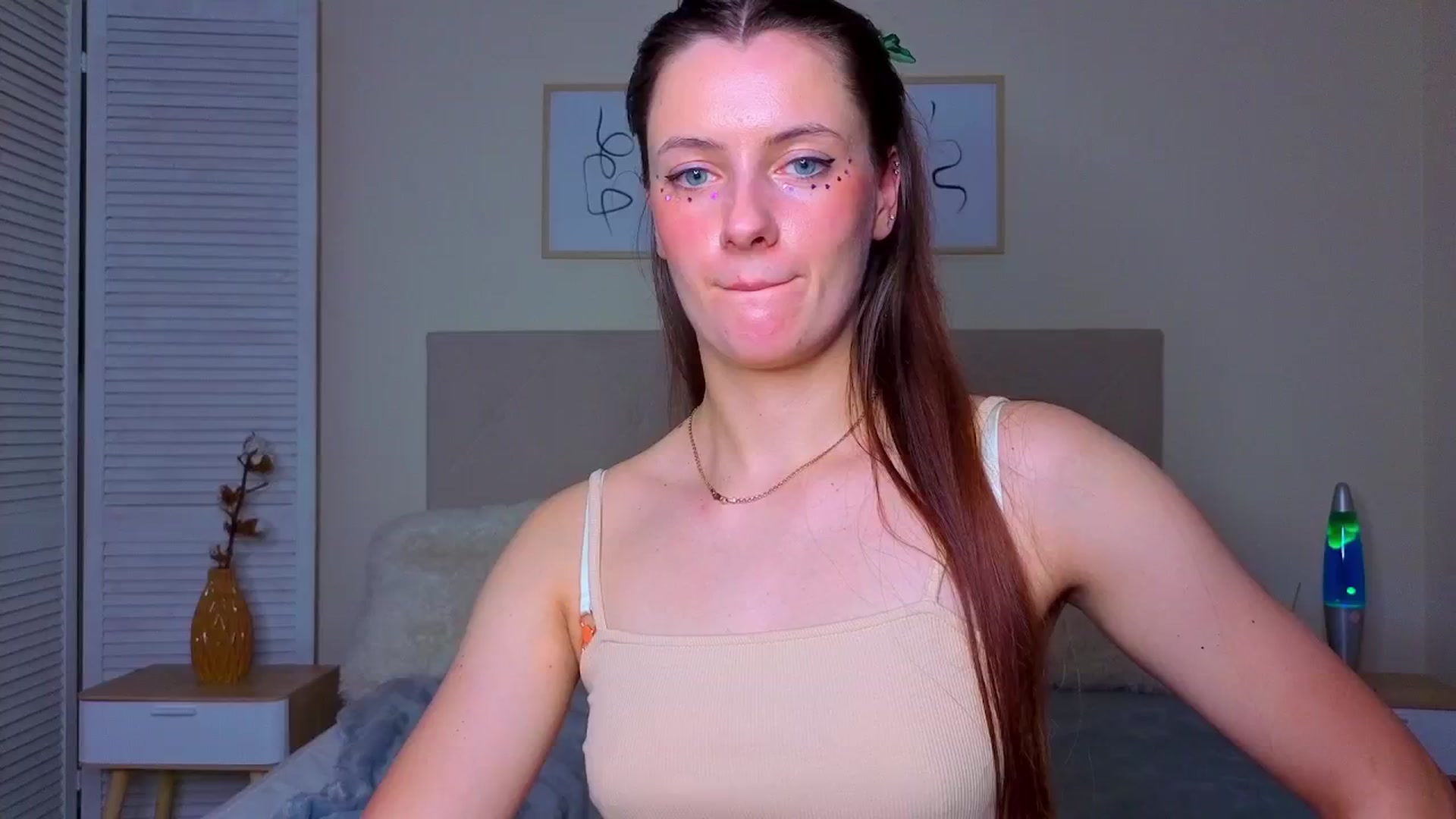 Gallery image thumbnail from Blush_flower's myfreecams stream on, 06/03/2025, 08:22 image 16 of 20