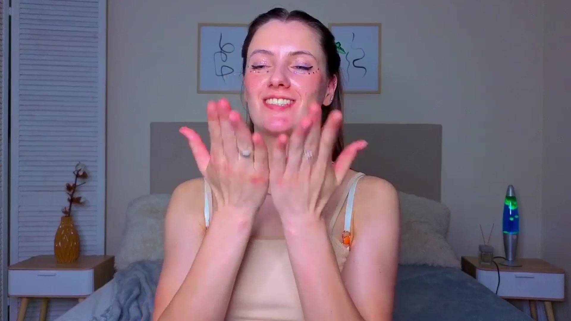 Gallery image thumbnail from Blush_flower's myfreecams stream on, 06/03/2025, 09:23 image 5 of 20