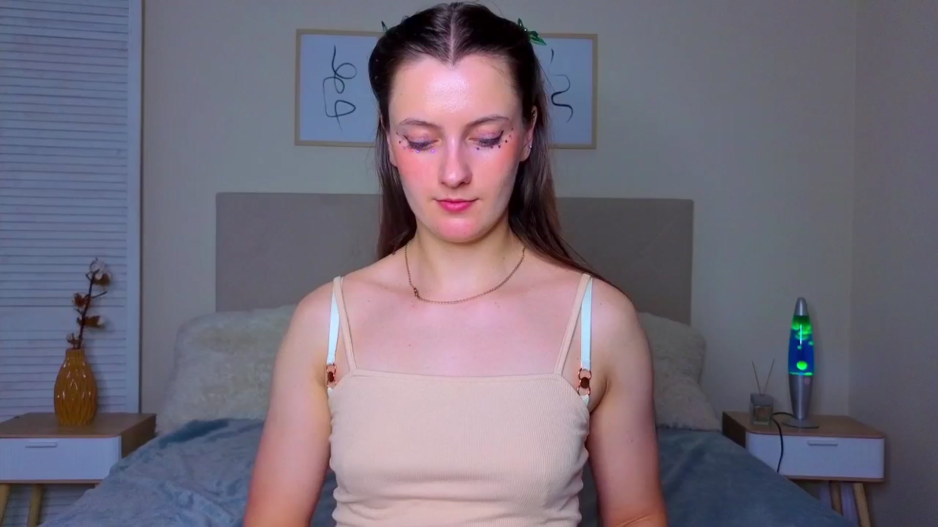 Gallery image thumbnail from Blush_flower's myfreecams stream on, 06/03/2025, 10:29 image 12 of 20