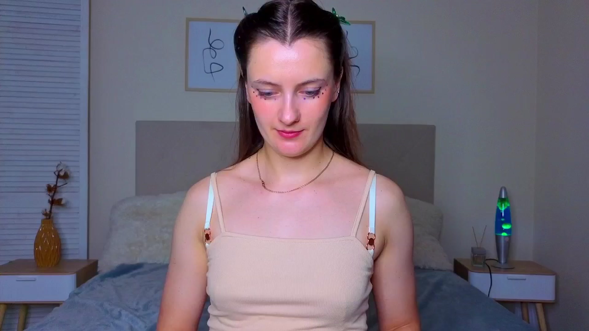 Gallery image thumbnail from Blush_flower's myfreecams stream on, 06/03/2025, 10:29 image 8 of 20