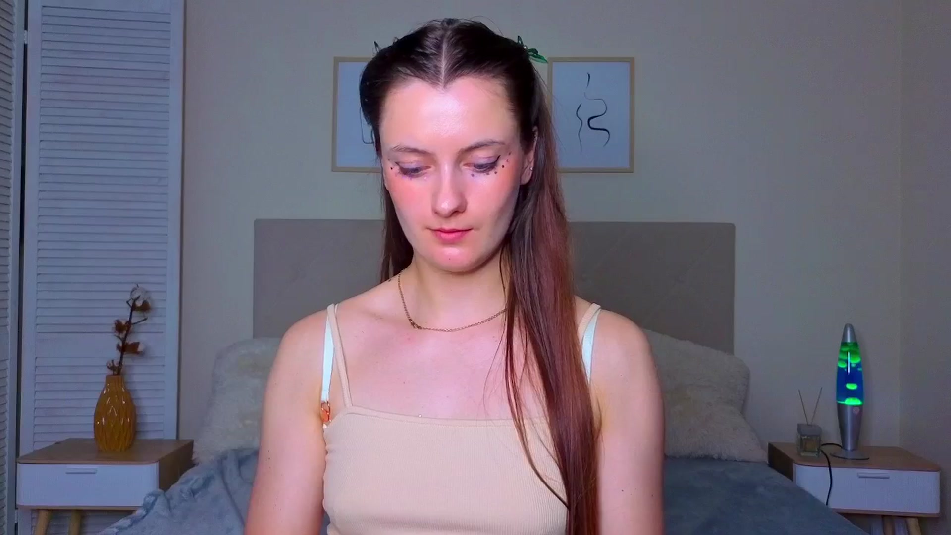 Gallery image thumbnail from Blush_flower's myfreecams stream on, 06/03/2025, 11:53 image 14 of 20