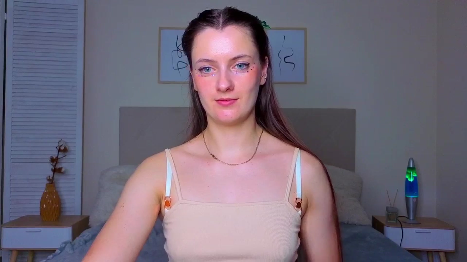 Gallery image thumbnail from Blush_flower's myfreecams stream on, 06/03/2025, 11:53 image 4 of 20