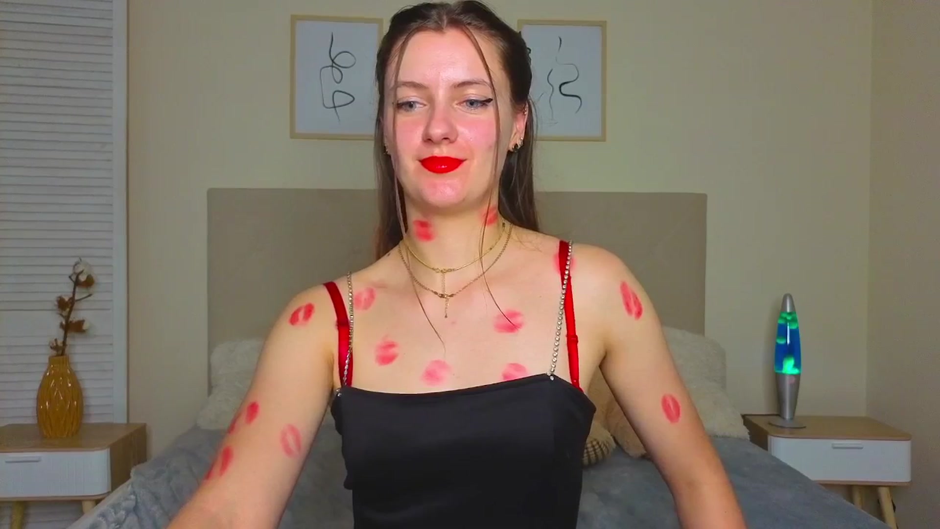 Gallery image thumbnail from Blush_flower's myfreecams stream on, 06/05/2025, 10:29 image 11 of 20