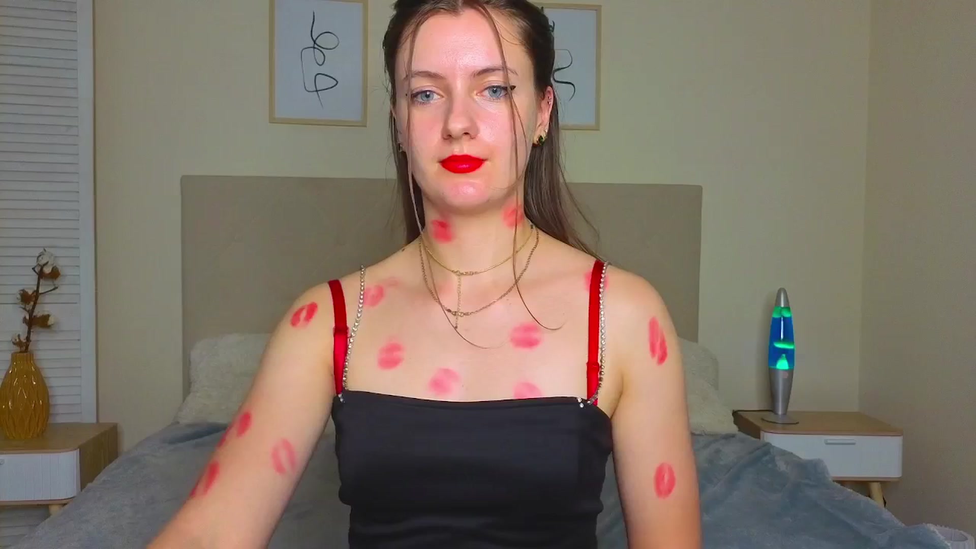 Gallery image thumbnail from Blush_flower's myfreecams stream on, 06/05/2025, 11:45 image 8 of 20