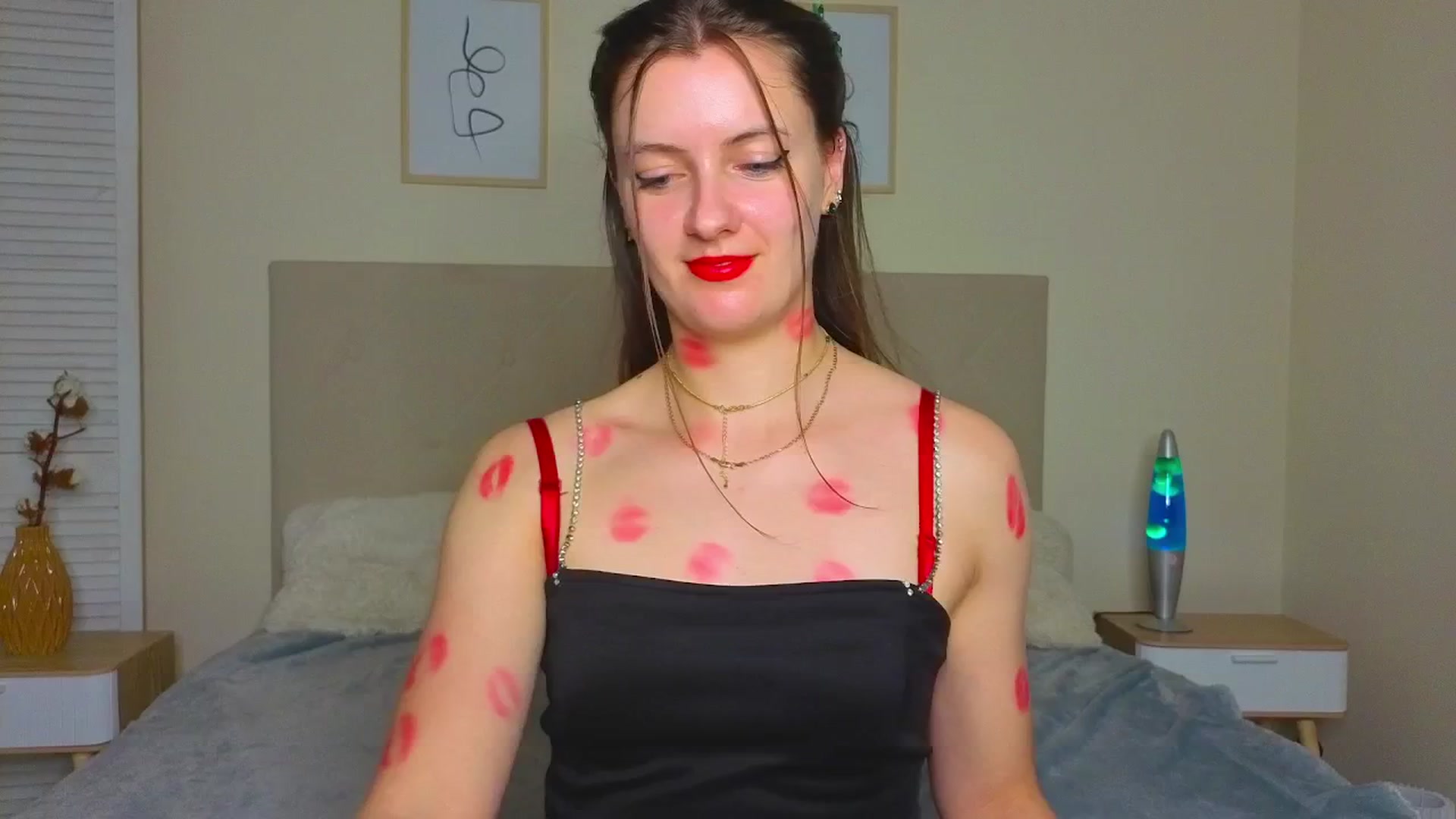 Gallery image thumbnail from Blush_flower's myfreecams stream on, 06/05/2025, 11:45 image 6 of 20
