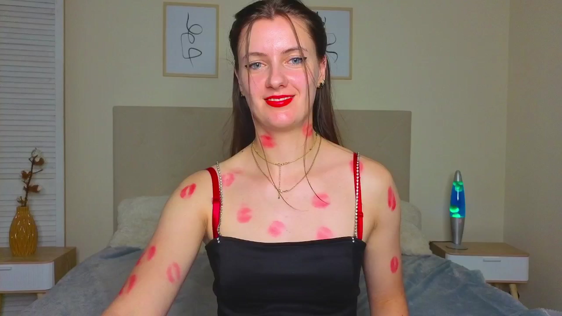 Gallery image thumbnail from Blush_flower's myfreecams stream on, 06/05/2025, 11:45 image 19 of 20