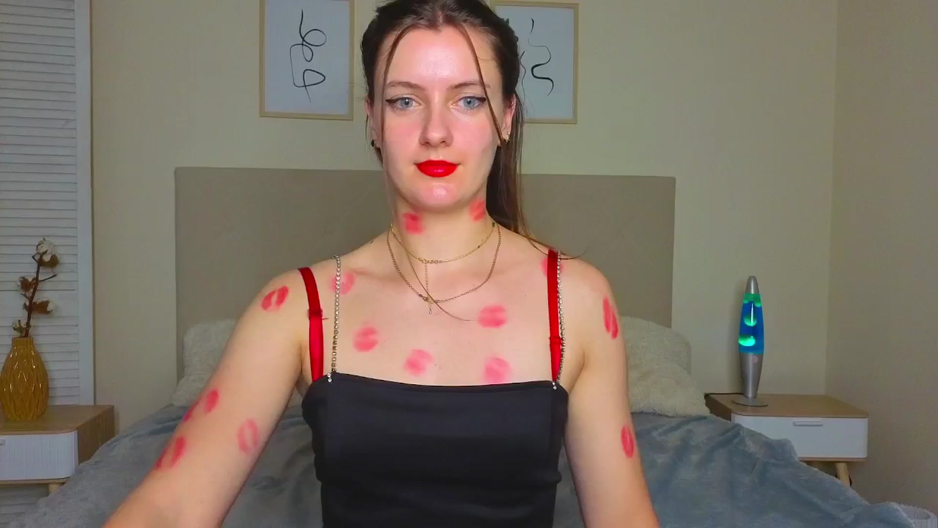 Gallery image thumbnail from Blush_flower's myfreecams stream on, 06/05/2025, 11:45 image 1 of 20