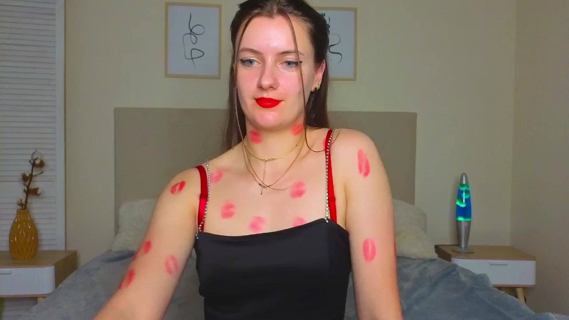 Gallery image thumbnail from Blush_flower's myfreecams stream on, 06/05/2025, 11:45 image 17 of 20