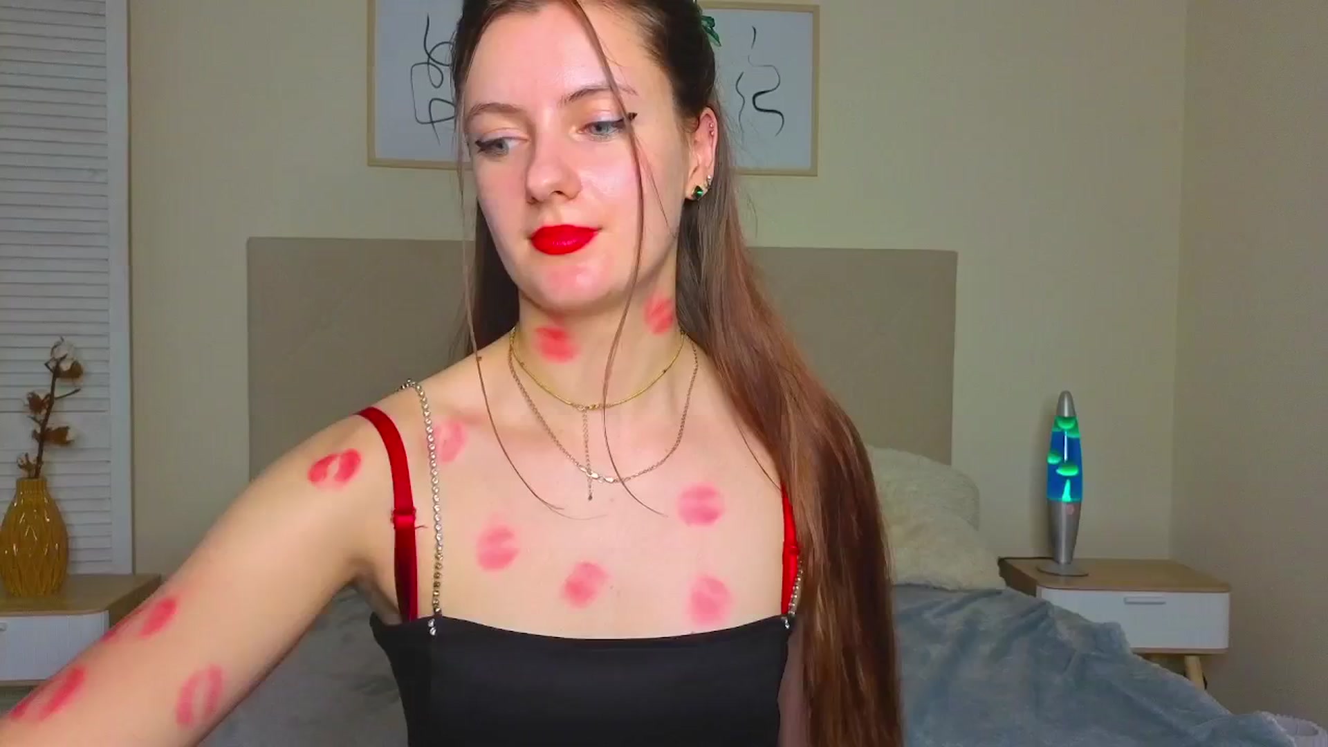 Gallery image thumbnail from Blush_flower's myfreecams stream on, 06/05/2025, 11:45 image 2 of 20