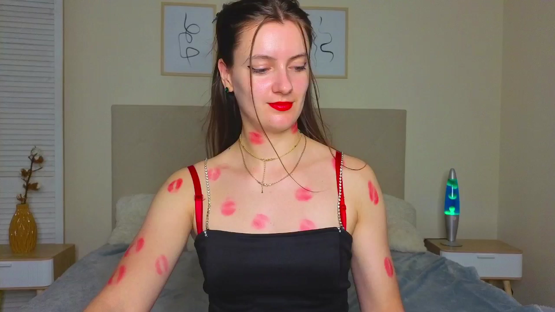 Gallery image thumbnail from Blush_flower's myfreecams stream on, 06/05/2025, 11:45 image 11 of 20