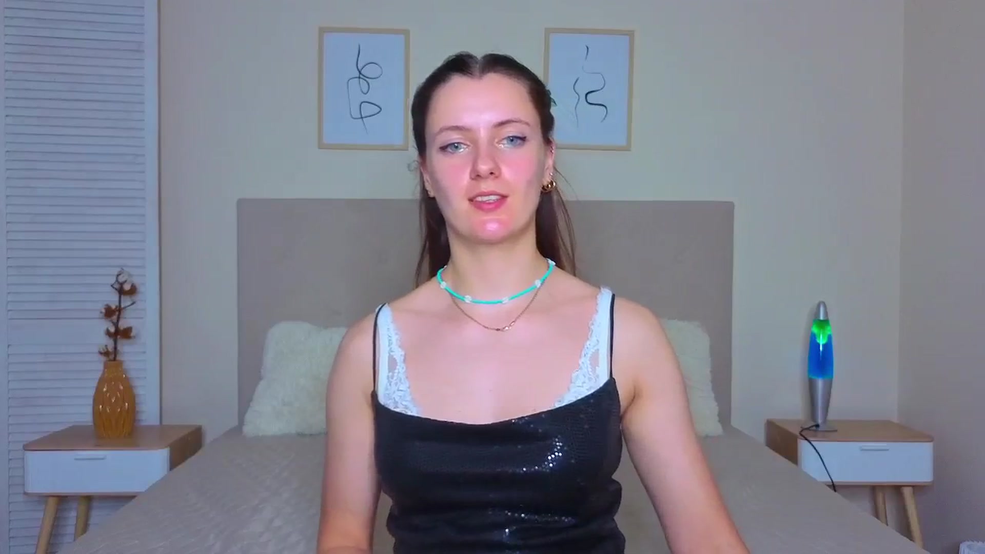 Gallery image thumbnail from Blush_flower's myfreecams stream on, 06/07/2025, 10:26 image 18 of 20